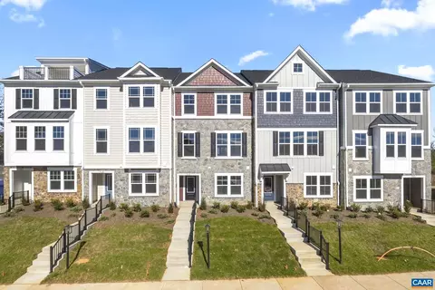 736 Park Ridge Dr, Crozet, VA 22932