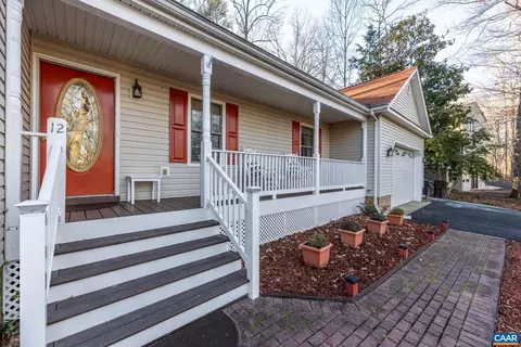 12 Whippoorwill Ln, Palmyra, VA 22963