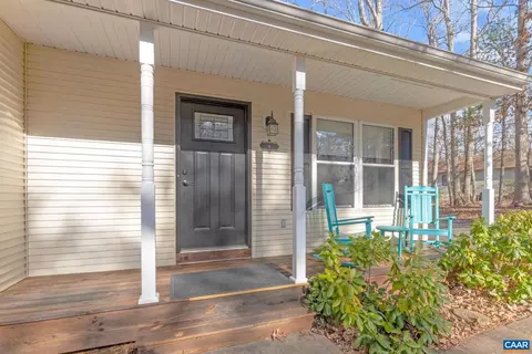 1 Hatchechubee Rd, Palmyra, VA 22963 photo 3