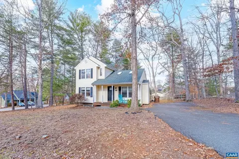 1 Hatchechubee Rd, Palmyra, VA 22963 photo 2