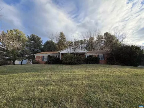 2877 Shutterlee Mill Rd, Staunton, VA 24401