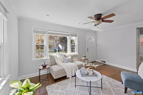 1007 Montrose Ave, Charlottesville, VA 22902