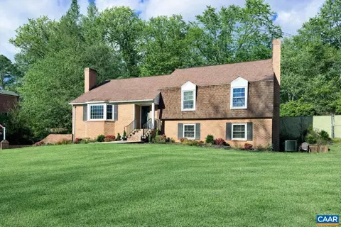 310 Dover Rd, Charlottesville, VA 22901