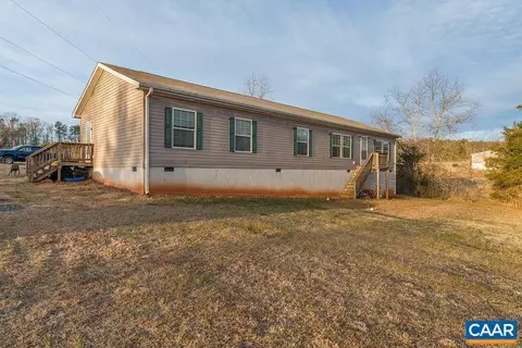 9272 Chestnut Grove Rd, Esmont, VA 22937