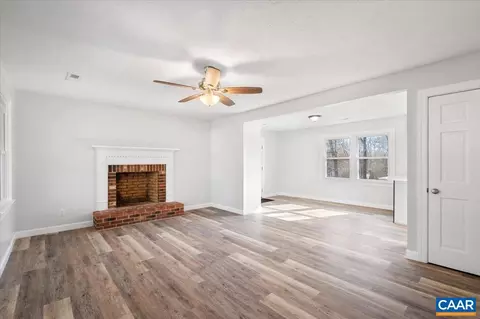 241 Fairlane Dr, Stanardsville, VA 22973