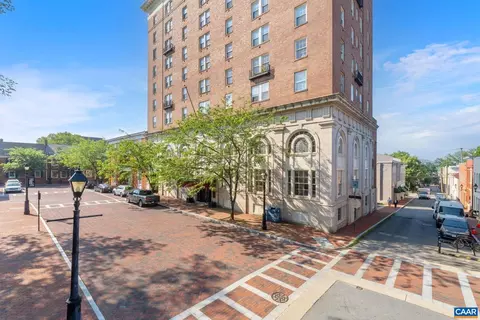 500 Court Sq #406, Charlottesville, VA 22902