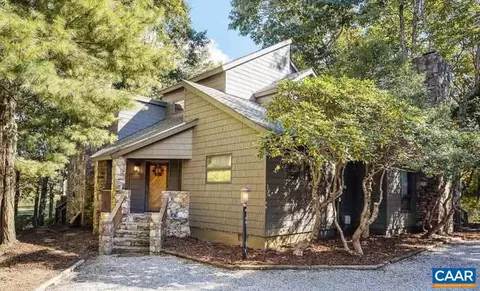 220 Laurel Springs Dr, Wintergreen, VA 22967