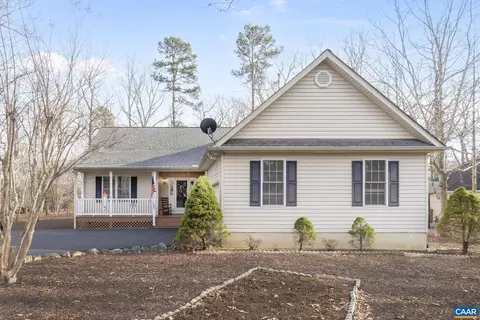 67 Bridlewood Dr, Palmyra, VA 22963