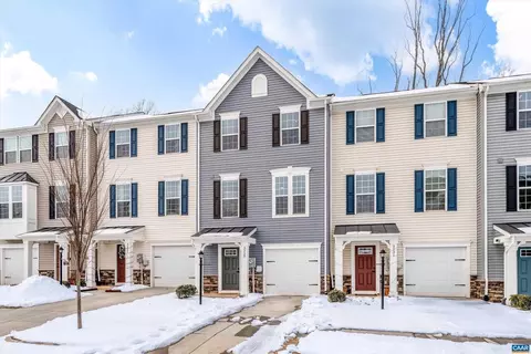 3229 Acadia Dr, Charlottesville, VA 22911