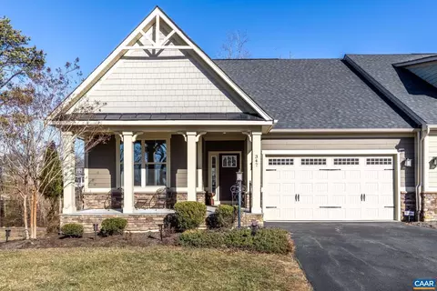 347 Winding Rd, Keswick, VA 22947