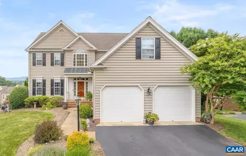 931 Braeburn St, Crozet, VA 22932