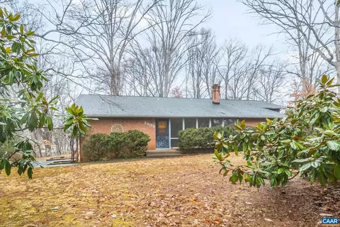 2809 Northfield Rd, Charlottesville, VA 22901