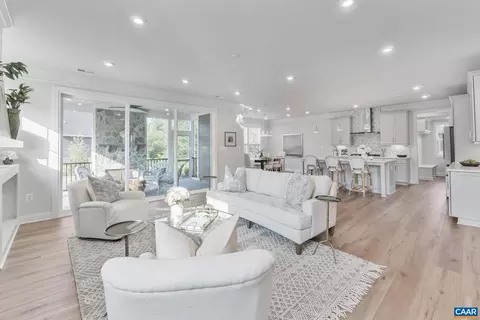 1805 Fowler St, Charlottesville, VA 22901
