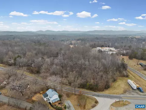 26 Braddock Ln, Shipman, VA 22971 photo 34