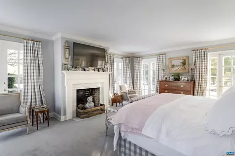 Bedroom - 1293 Hammocks Gap Rd, Charlottesville, VA 22911 photo 1 of 11