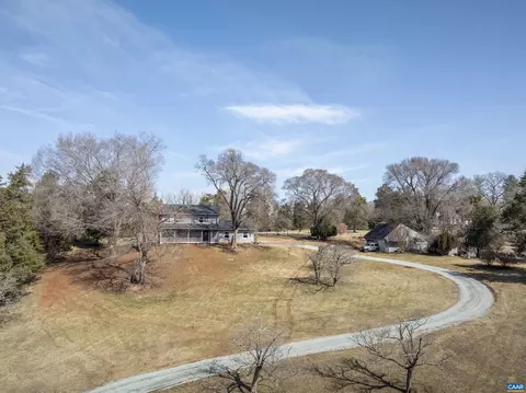 1668 Willow Dale Ln, Charlottesville, VA 22911