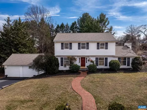 303 Copeland Dr, Staunton, VA 24401