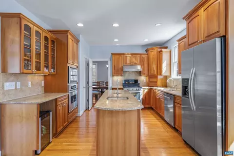 Kitchen - 381 Bybee Estates Ln, Palmyra, VA 22963 photo 2 of 5