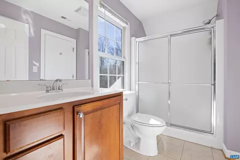 Bath - 381 Bybee Estates Ln, Palmyra, VA 22963 photo 5 of 8