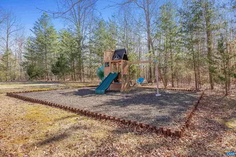Exterior - 381 Bybee Estates Ln, Palmyra, VA 22963 photo 13 of 17