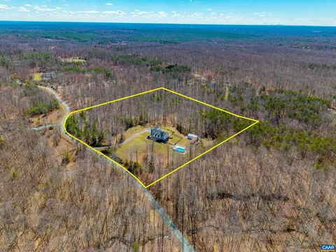 View/Area - 381 Bybee Estates Ln, Palmyra, VA 22963 photo 2 of 4
