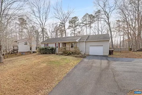 7 Riverside Dr, Palmyra, VA 22963 photo 2