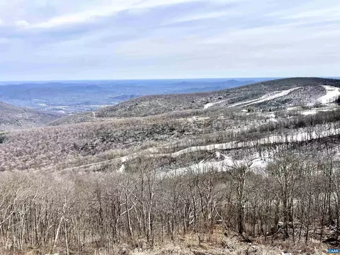 1561 Vistas Condos, Wintergreen Resort, VA 22967