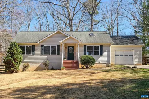 5 Chippewa Ln, Palmyra, VA 22963