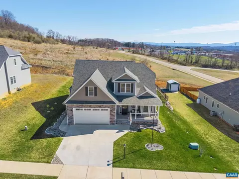 115 Hull Hills Ln, Staunton, VA 24401