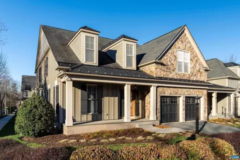2621 S Bennington Rd, Charlottesville, VA 22901