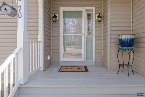 70 Riverside Dr, Palmyra, VA 22963 photo 4