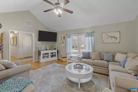 70 Riverside Dr, Palmyra, VA 22963 photo 7
