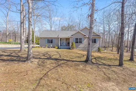 70 Riverside Dr, Palmyra, VA 22963 photo 2