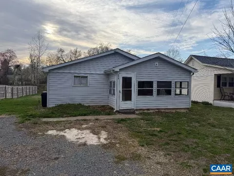509 S Main St, Gordonsville, VA 22942
