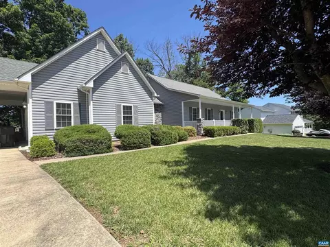 18 Forest View Ln, Fishersville, VA 22939
