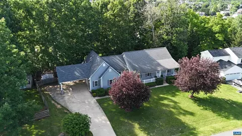 18 Forest View Ln, Fishersville, VA 22939