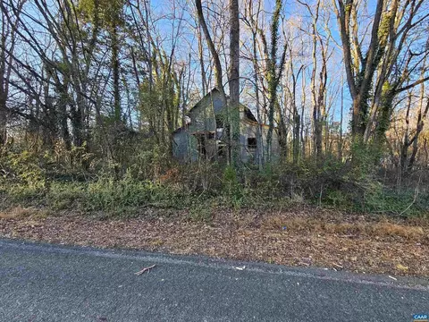 1 Ac Physic Spring Rd #4, Dillwyn, VA 23936