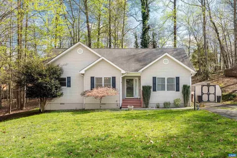 3 Brougham Rd, Palmyra, VA 22963 photo 2