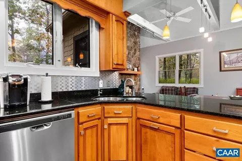 102 Devils Knob Loop, Wintergreen Resort, VA 22967 photo 16