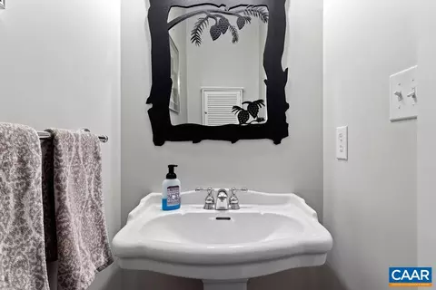 102 Devils Knob Loop, Wintergreen Resort, VA 22967 photo 11