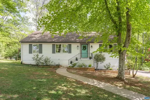 110 Carrsbrook Ct, Charlottesville, VA 22901