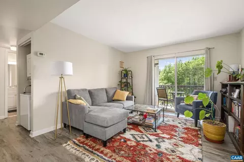 1243 Cedars Ct #A7, Charlottesville, VA 22903