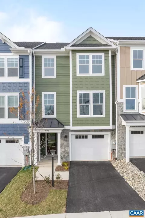 52 Marcella St, Charlottesville, VA 22911