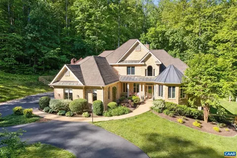 840 Murray Ln, Charlottesville, VA 22903