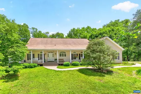3403 Meadow Wood Ln, Crozet, VA 22932