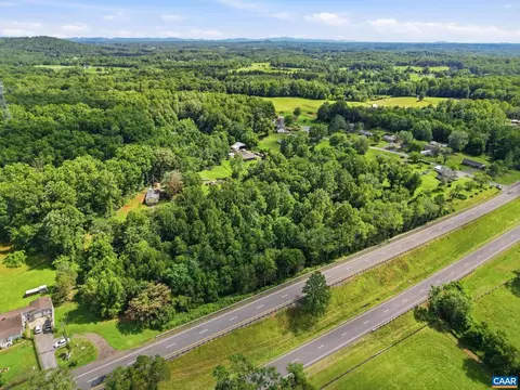 N Seminole Trl, Brightwood, VA 22715