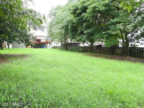 209 Th St, Pasadena, MD 21122 photo 1