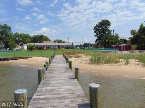3742 Bay Dr, Edgewater, MD 21037 photo 1