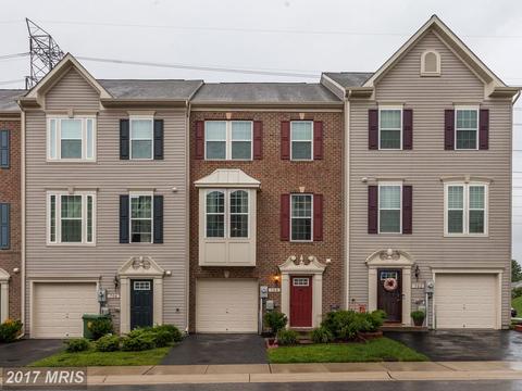 704 White Walnut Ln, Baltimore, MD 21225 photo 1