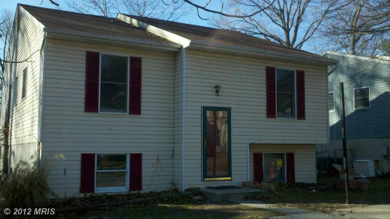 926 12th St, Pasadena, MD 21122 photo 1